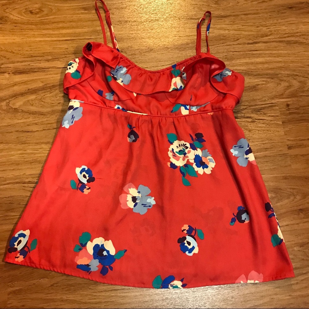 American eagle red floral top 🎁